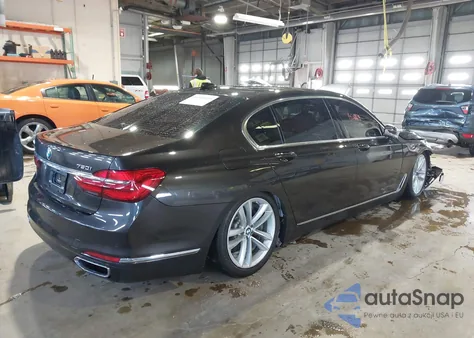 2016 BMW 750I xDrive z USA, uszkodzony, nr VIN WBA7F2C5XGG418385